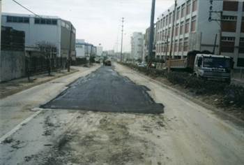回填及路面加封